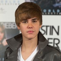 justin-bieber-et-sa-nouvelle-coupe-de-cheveux-10358495kjidp_2051